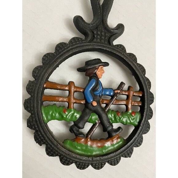 Vintage 1980's Small 2 Hand Painted Quaker Man Amish Cast Iron Trivets - Picture 2 of 6